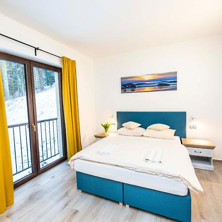 Spa Apartments St. Moritz マリアーンスケー・ラーズニェ エクステリア 写真