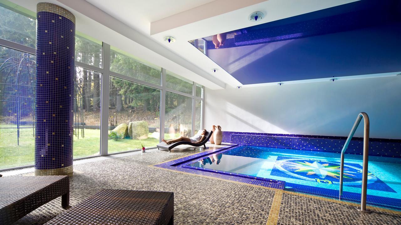 Spa Apartments St. Moritz マリアーンスケー・ラーズニェ エクステリア 写真